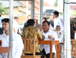 Jokowi dan Prabowo Mampir Makan Bakso, Doakan Usaha Kuliner Sholeh Sukses