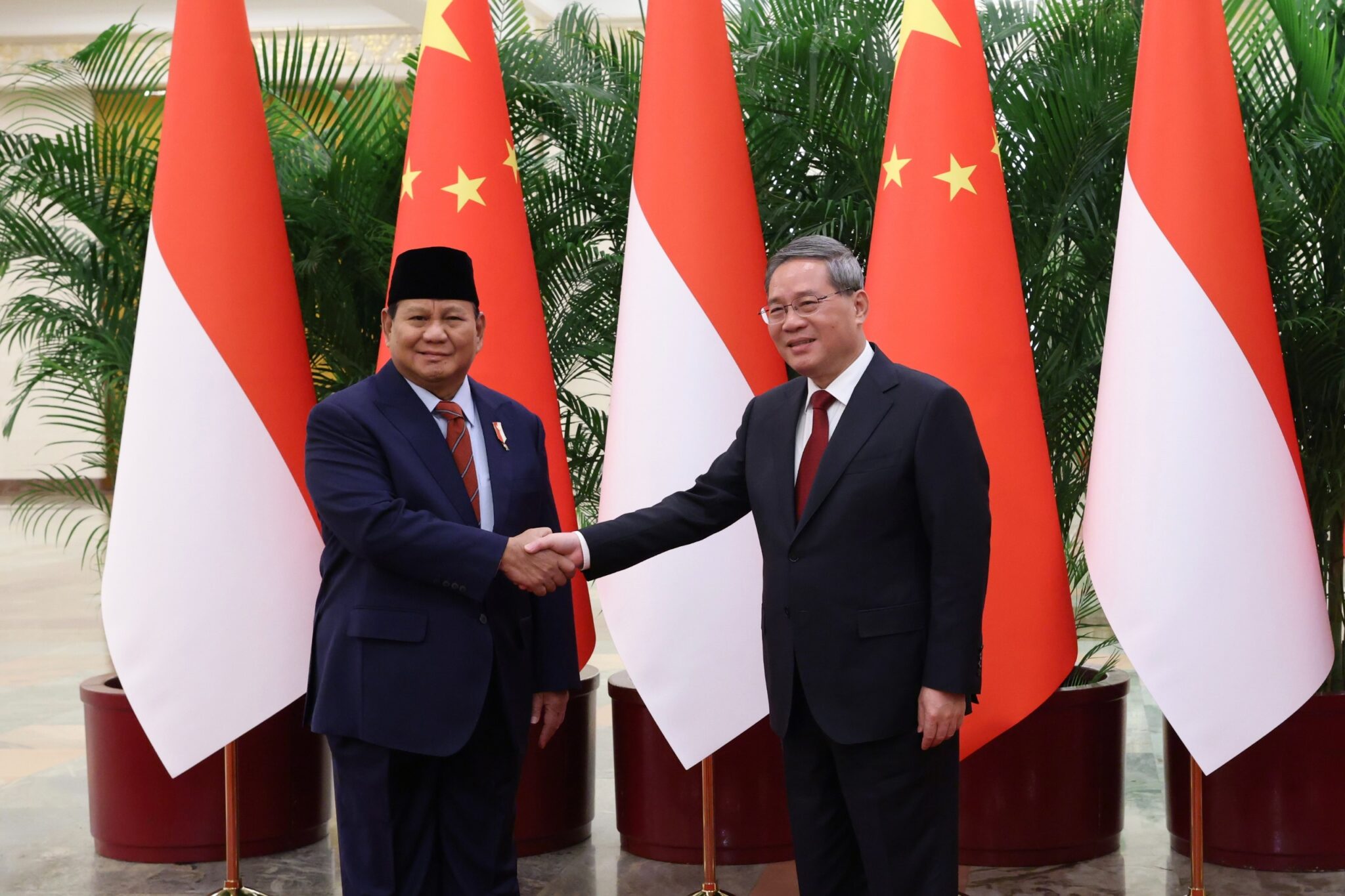 Prabowo Bertemu PM Li Qiang untuk Bahas Penguatan Kerja Sama Indonesia-Tiongkok