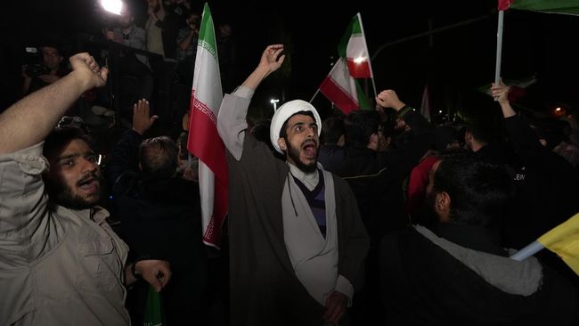 Menghantam Emosi Warga Iran terkait Konflik dengan Israel