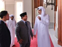 Prabowo Subianto and Gibran Rakabuming Raka hold meeting with Emir of Qatar and Qatar PM to discuss cooperation and Gaza situation