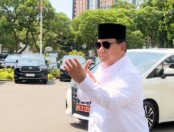 Prabowo Subianto Embarks on Light Jogging and Strikes a Silat Pose at the Presidential Palace to Regain Fitness After Leg Surgery