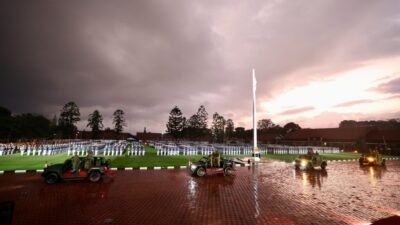 Prabowo Subianto Marches Through the Rain with Cabinet Generals: “Leaders Should Be Wet if Soldiers Are Wet”