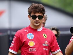 Leclerc Mendorong Ferrari Menuju Kemenangan Konstruktor